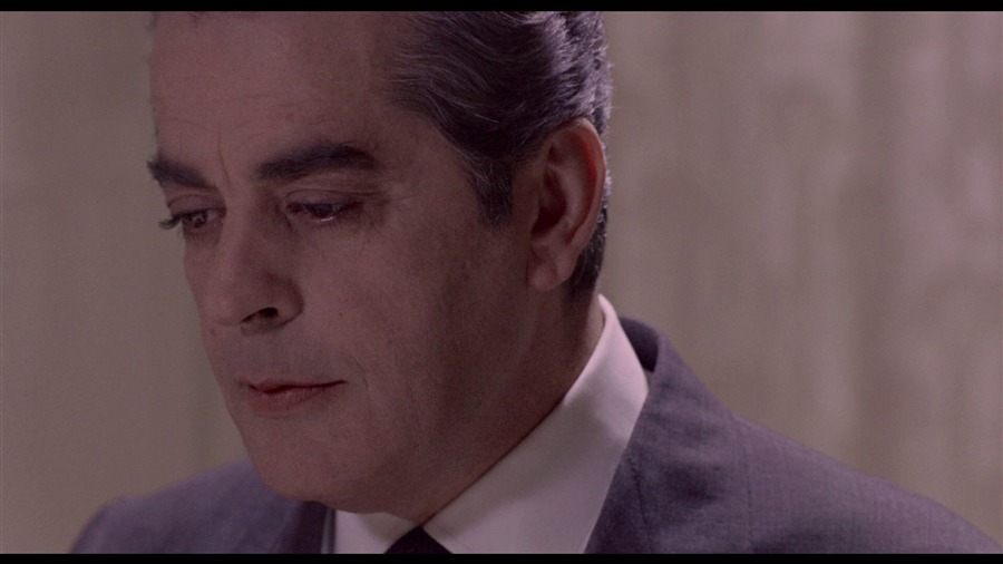Screen capture from Essential Fellini