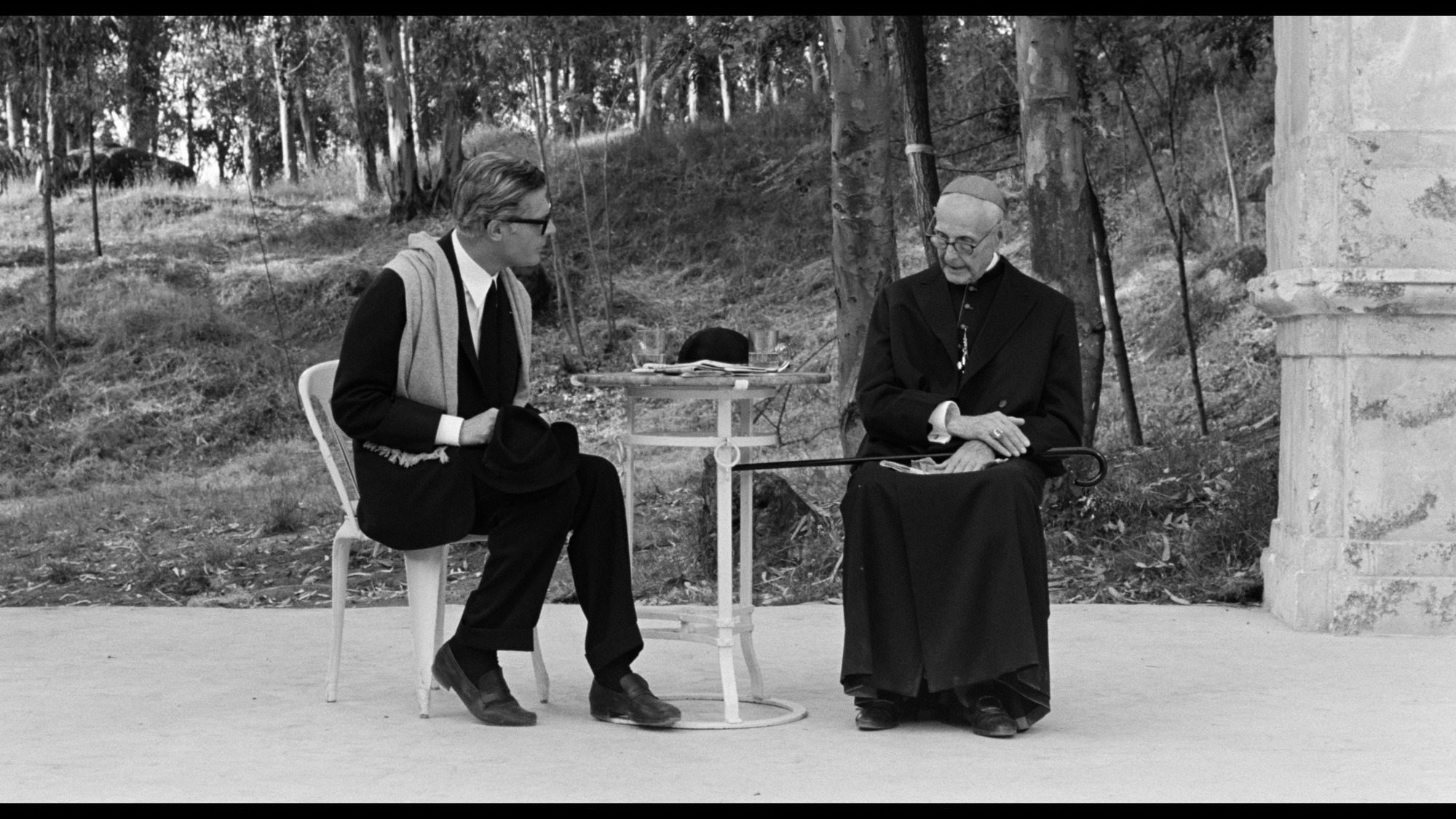 Screen capture from 8½