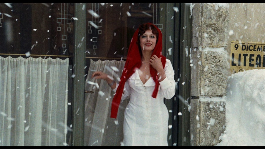 Screen capture from Essential Fellini