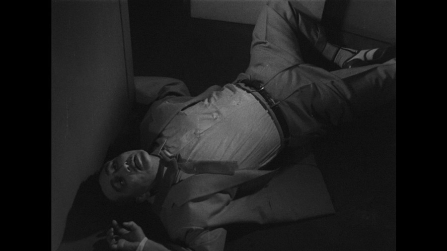 Screen capture from The Invisible Man Appears/The Invisible Man Vs. The Human Fly
