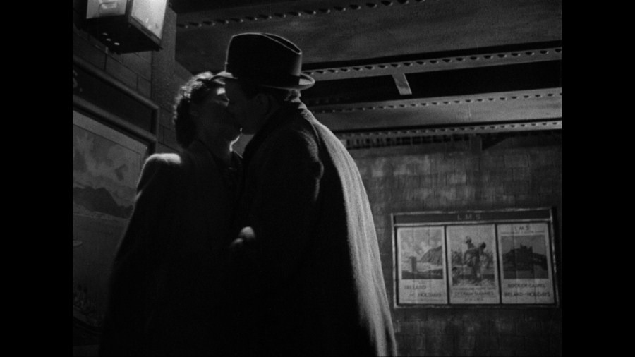 Screen capture from David Lean Directs Noël Coward