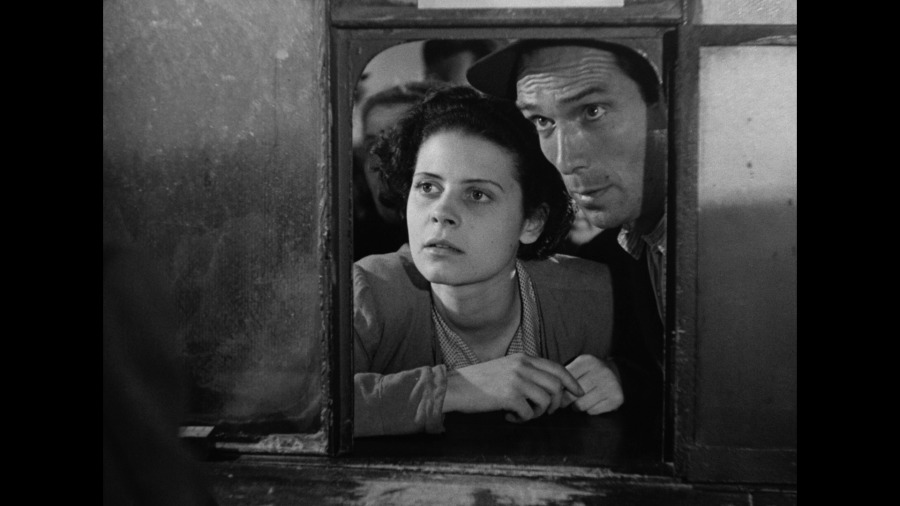 Screen capture from Bicycle Thieves