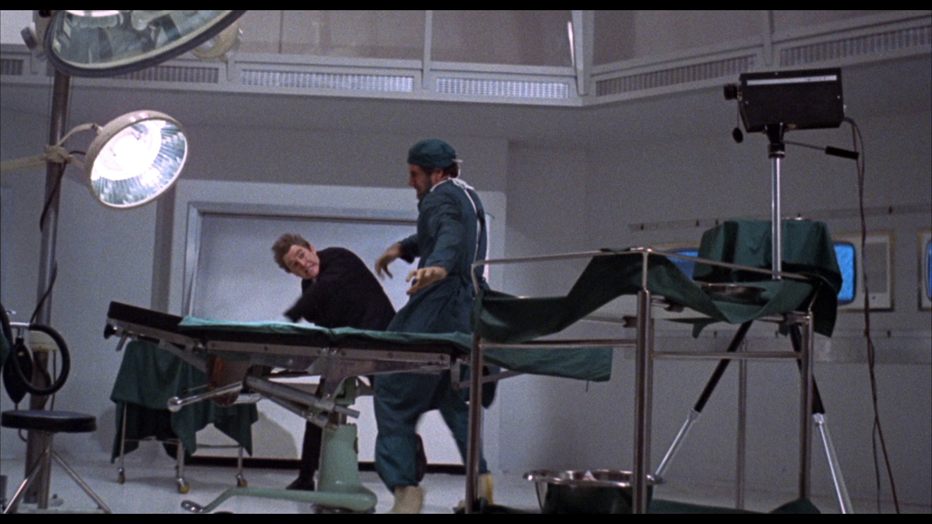 Screen capture from Scream and Scream Again