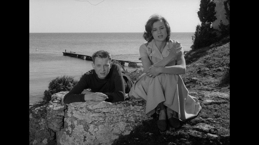Screen capture from A Film Trilogy by Ingmar Bergman