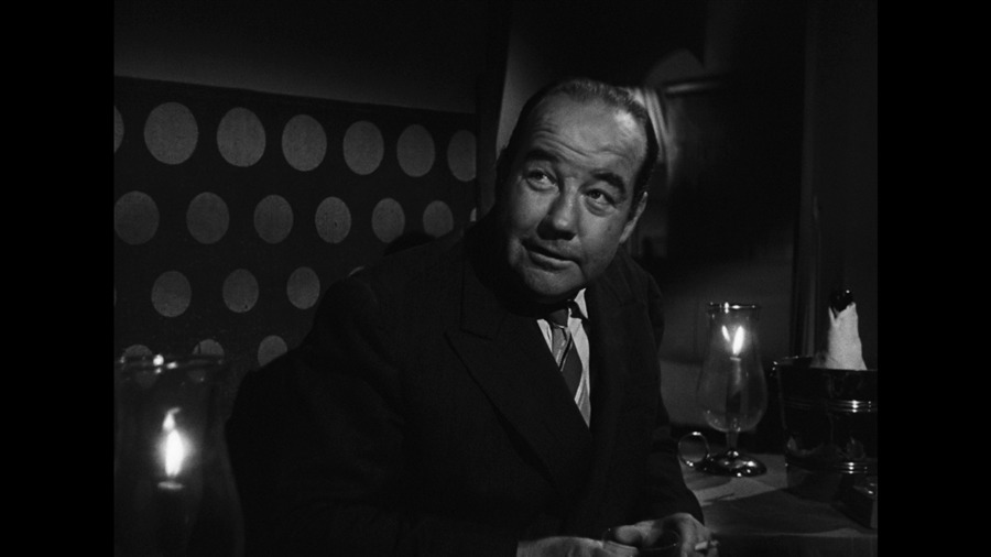 Screen capture from Essential Fellini
