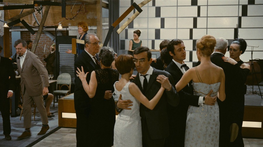 Screen capture from PlayTime