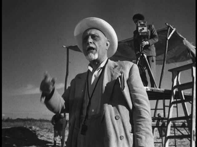 Screen capture from The White Sheik