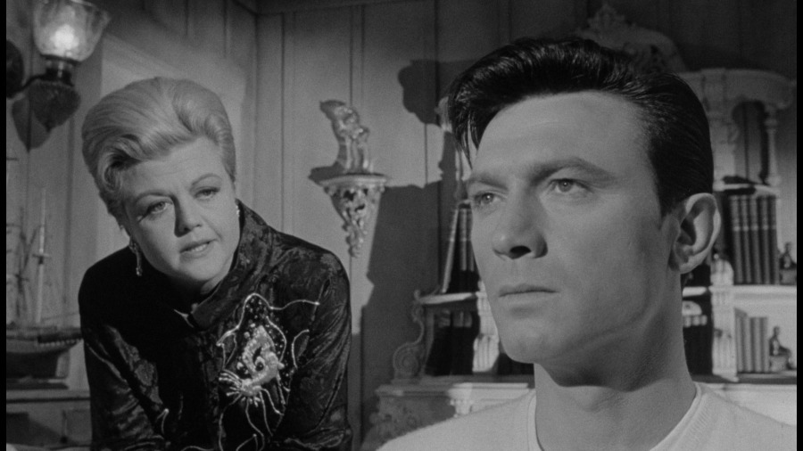 Screen capture from The Manchurian Candidate