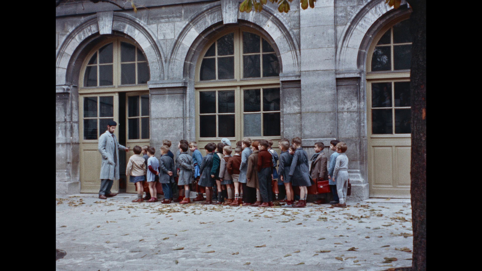 Screen capture from The Red Balloon and Other Stories: Five Films by Albert Lamorisse