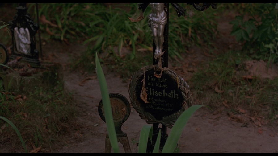 Screen capture from Before Sunrise