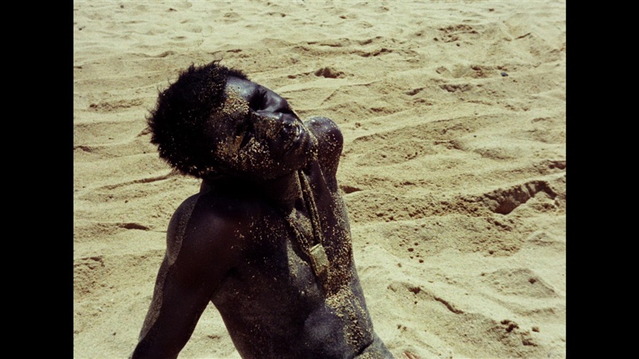 Screen capture from Touki bouki