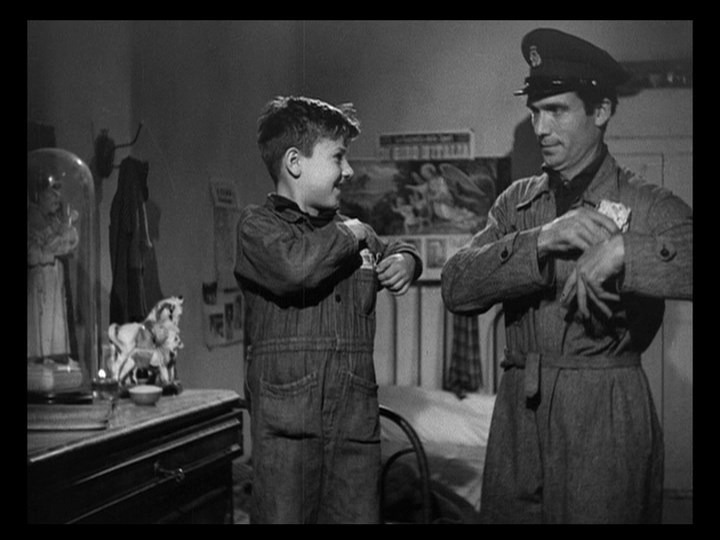 Screen capture from Bicycle Thieves