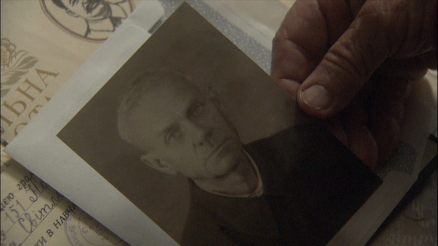 Screen capture from The Woman with the Five Elephants