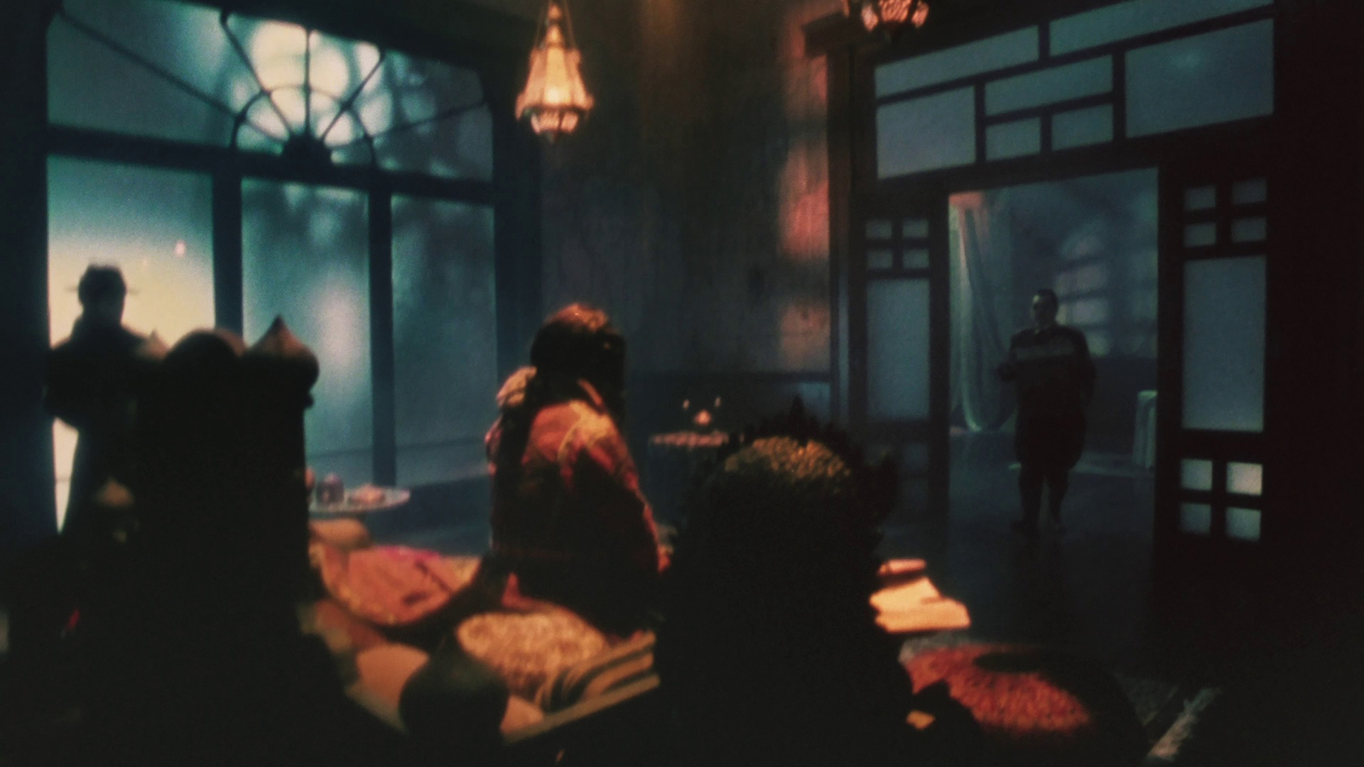 Screen capture from The Heroic Trio / Executioners