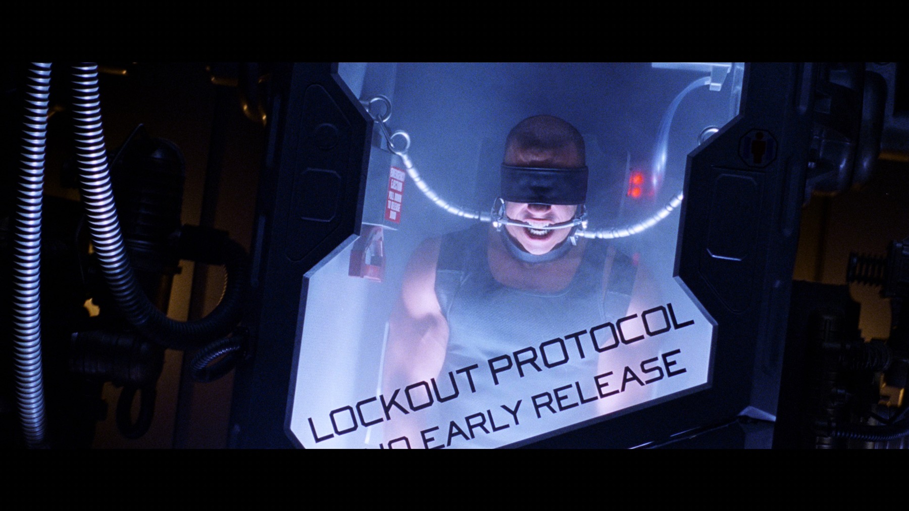 Screen capture from Pitch Black