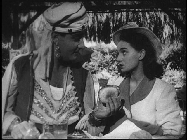 Screen capture from The White Sheik