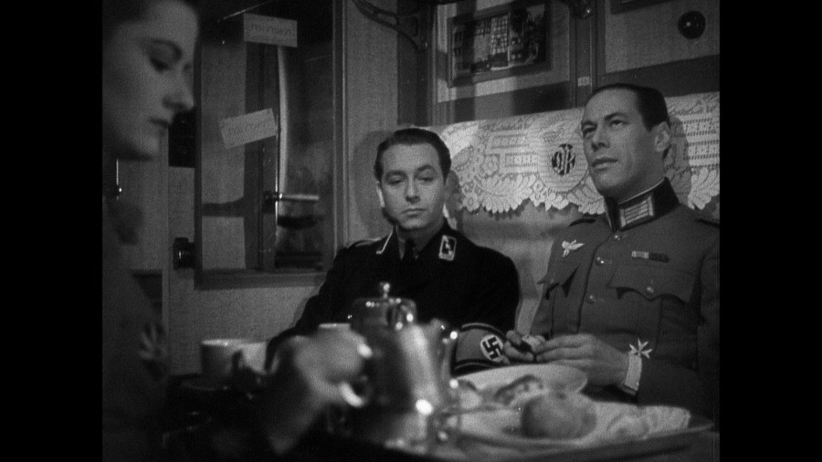 Screen capture from Night Train to Munich