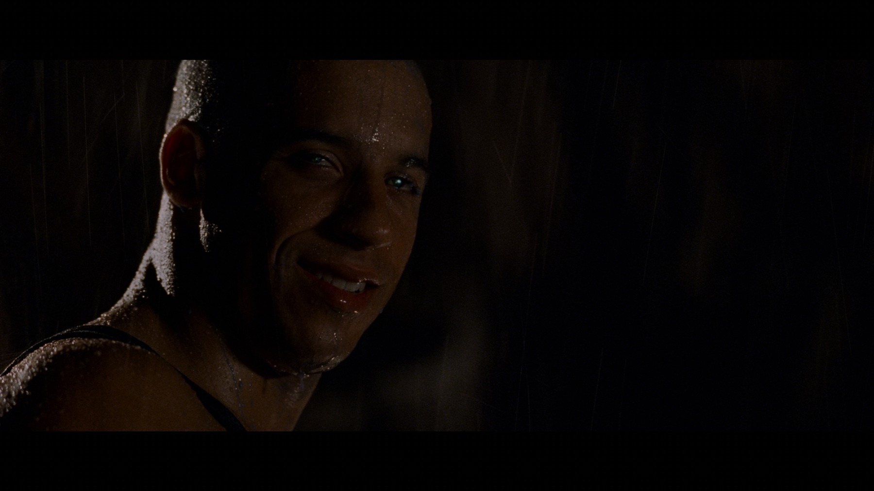 Screen capture from Pitch Black