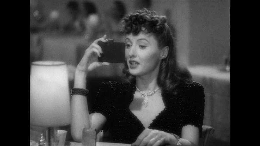 Screen capture from The Lady Eve