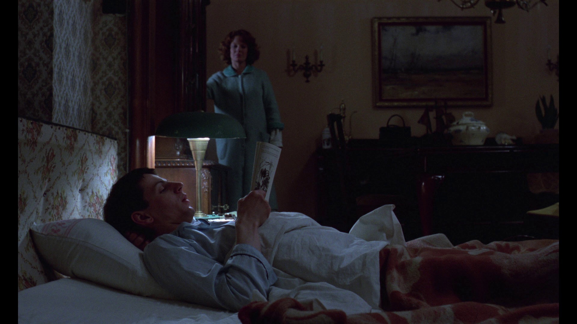 Screen capture from Jeanne Dielman, 23, quai du Commerce, 1080 Bruxelles