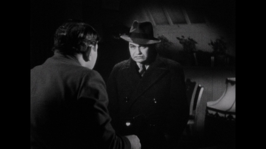 Screen capture from The Whole Town's Talking
