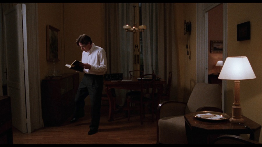 Screen capture from Barcelona