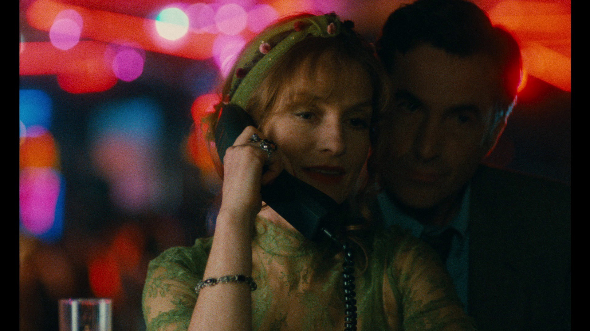 Screen capture from The Swindle