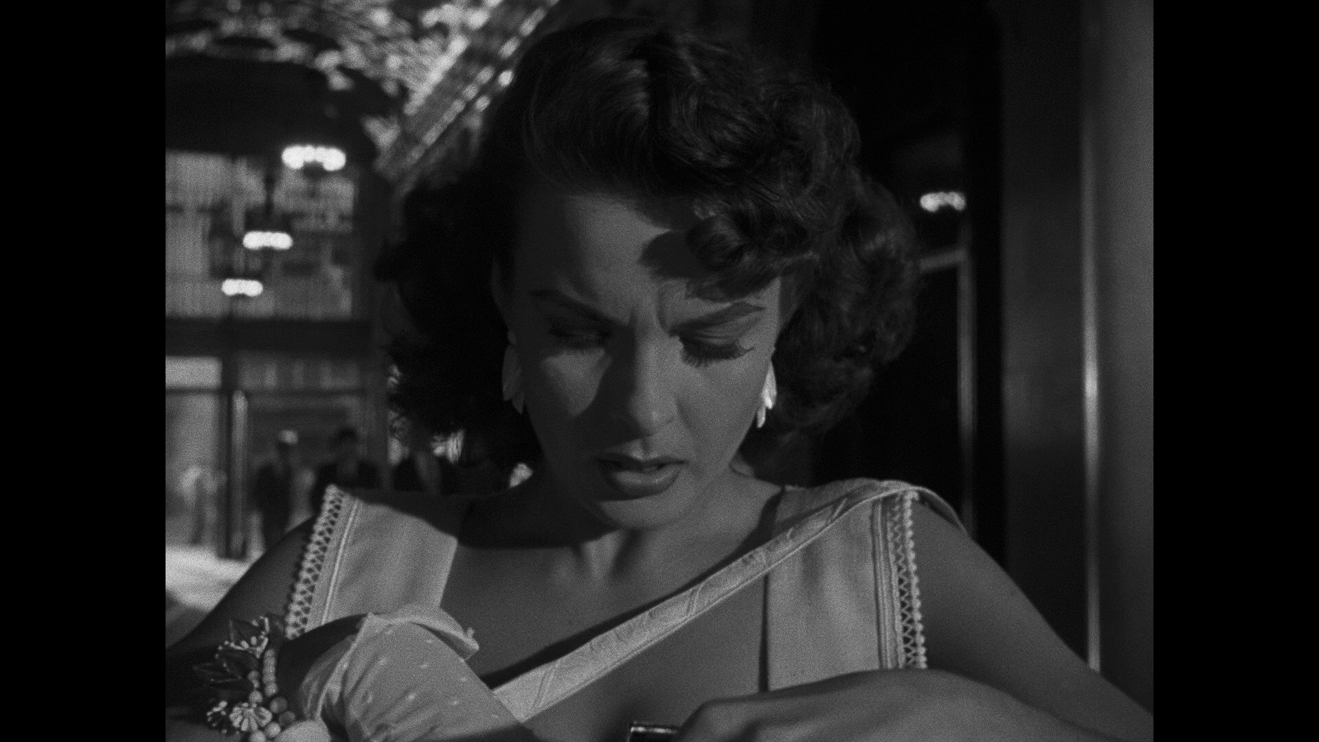 Screen capture from Pickup on South Street
