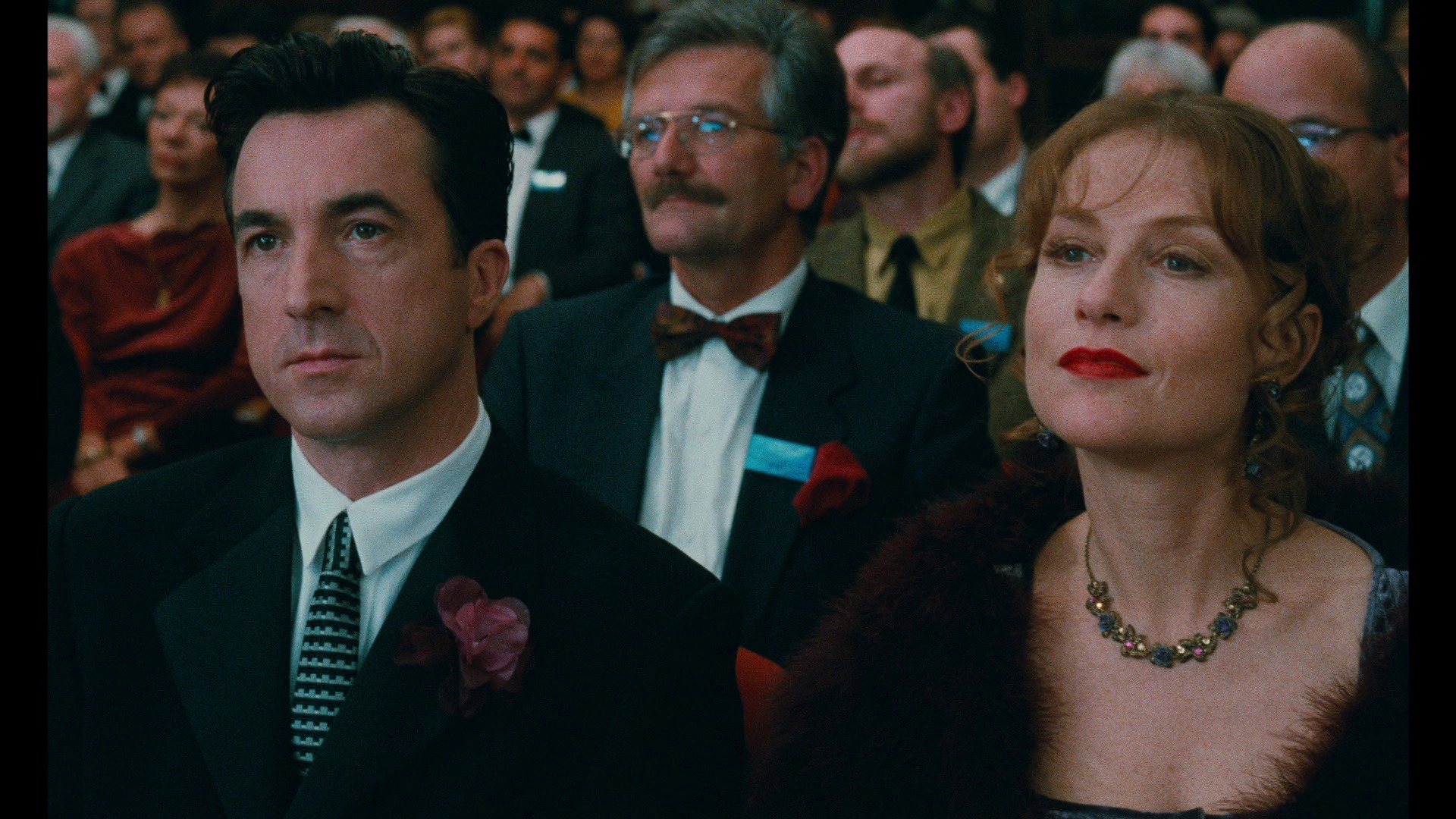Screen capture from The Swindle