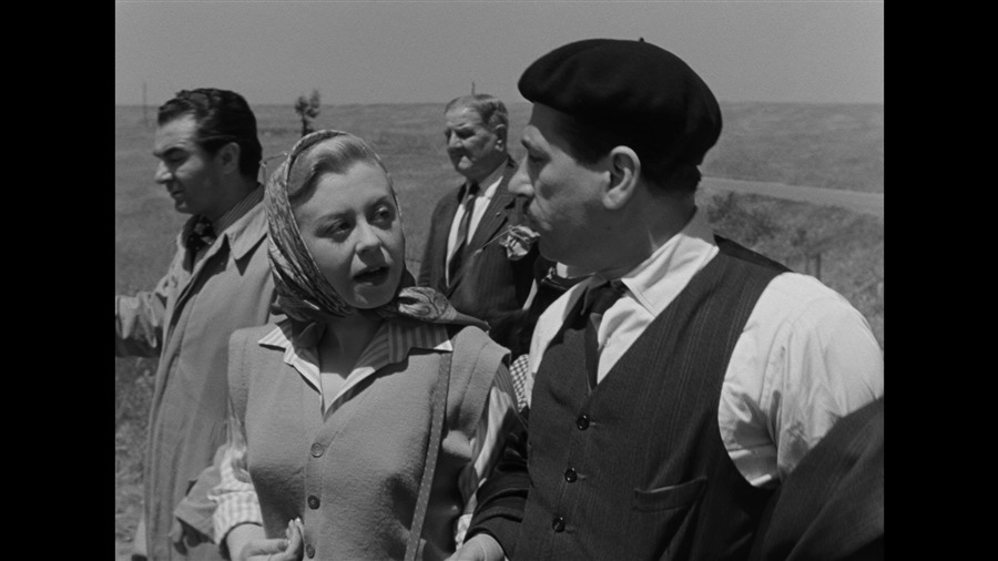 Screen capture from Essential Fellini
