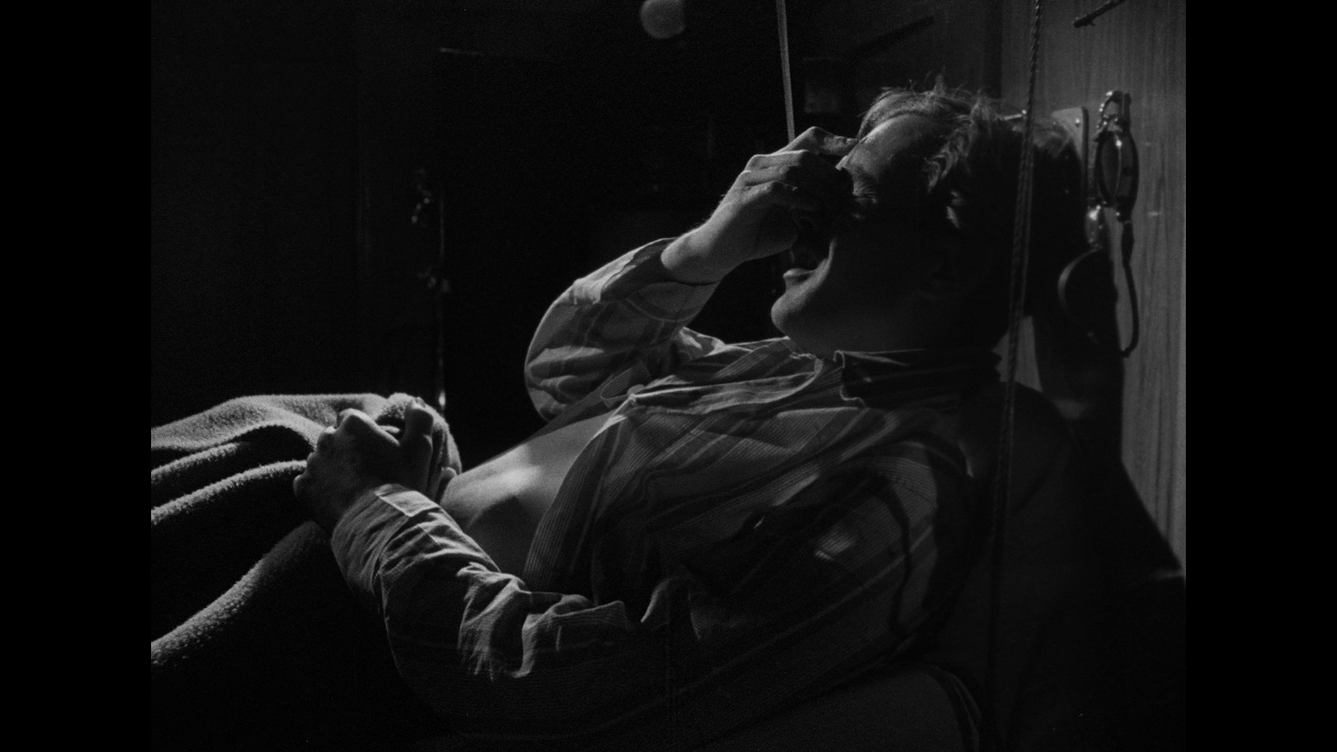 Screen capture from Ingmar Bergman Volume One