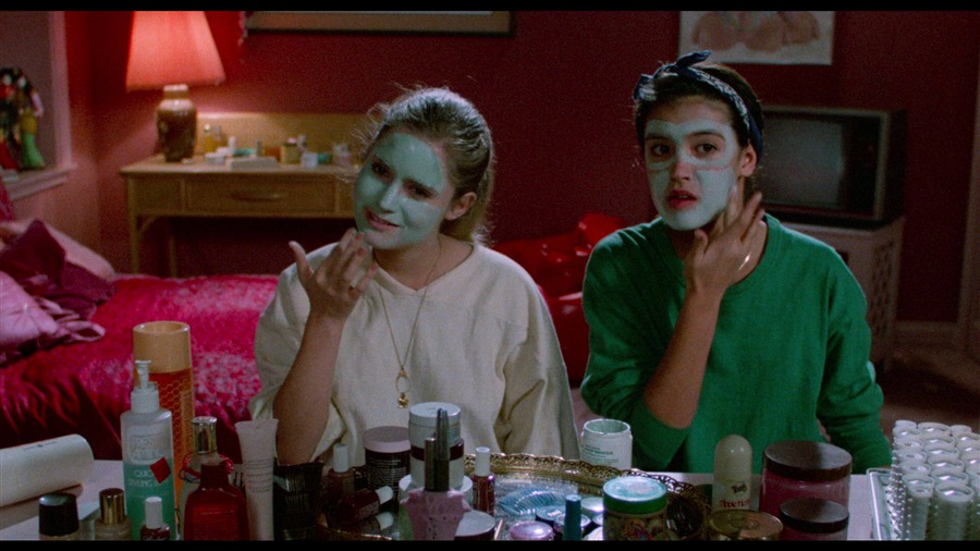 Screen capture from Fast Times at Ridgemont High