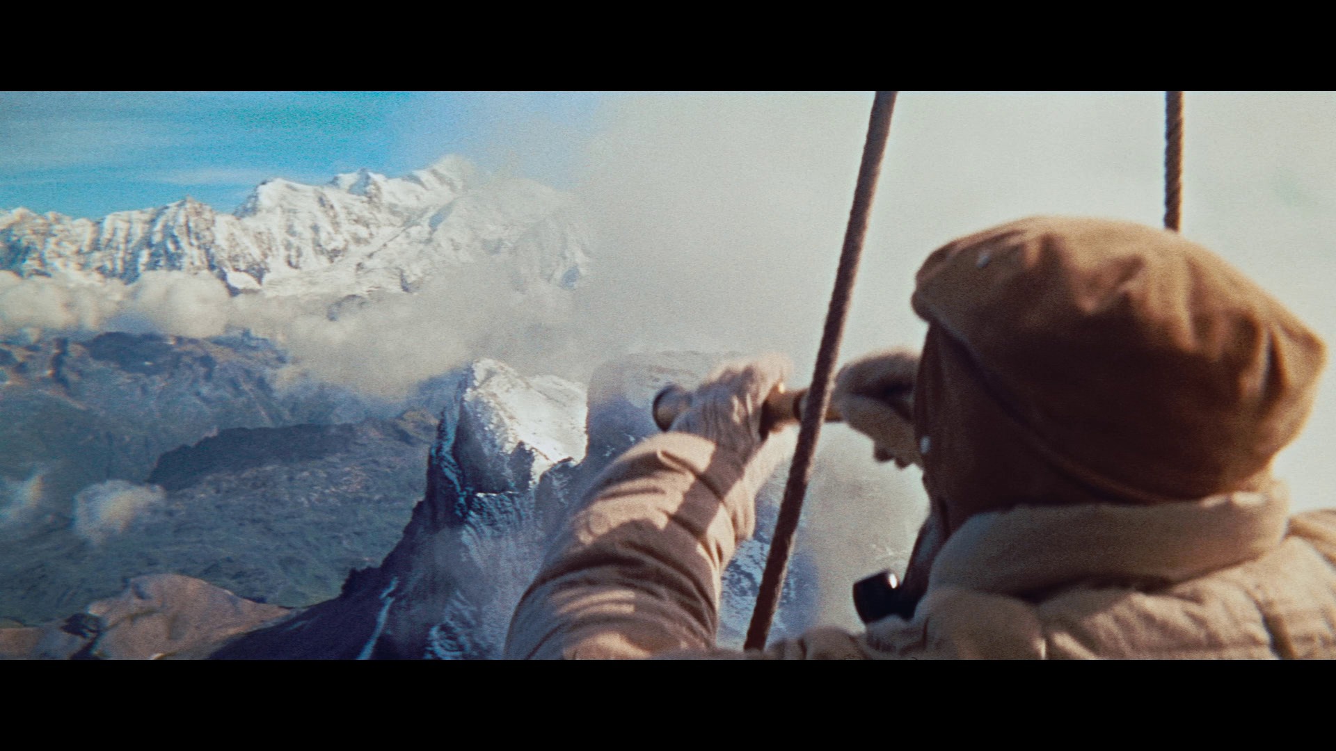 Screen capture from The Red Balloon and Other Stories: Five Films by Albert Lamorisse