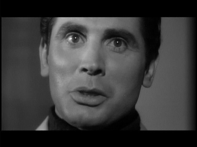 Screen capture from The Naked Kiss