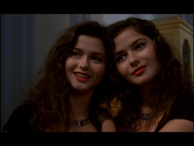 Screen capture from Dead Ringers