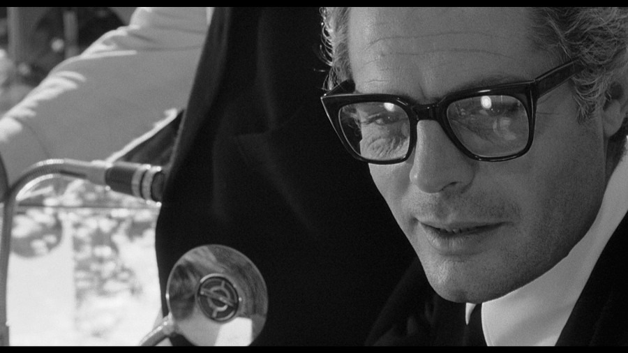 Screen capture from 8½