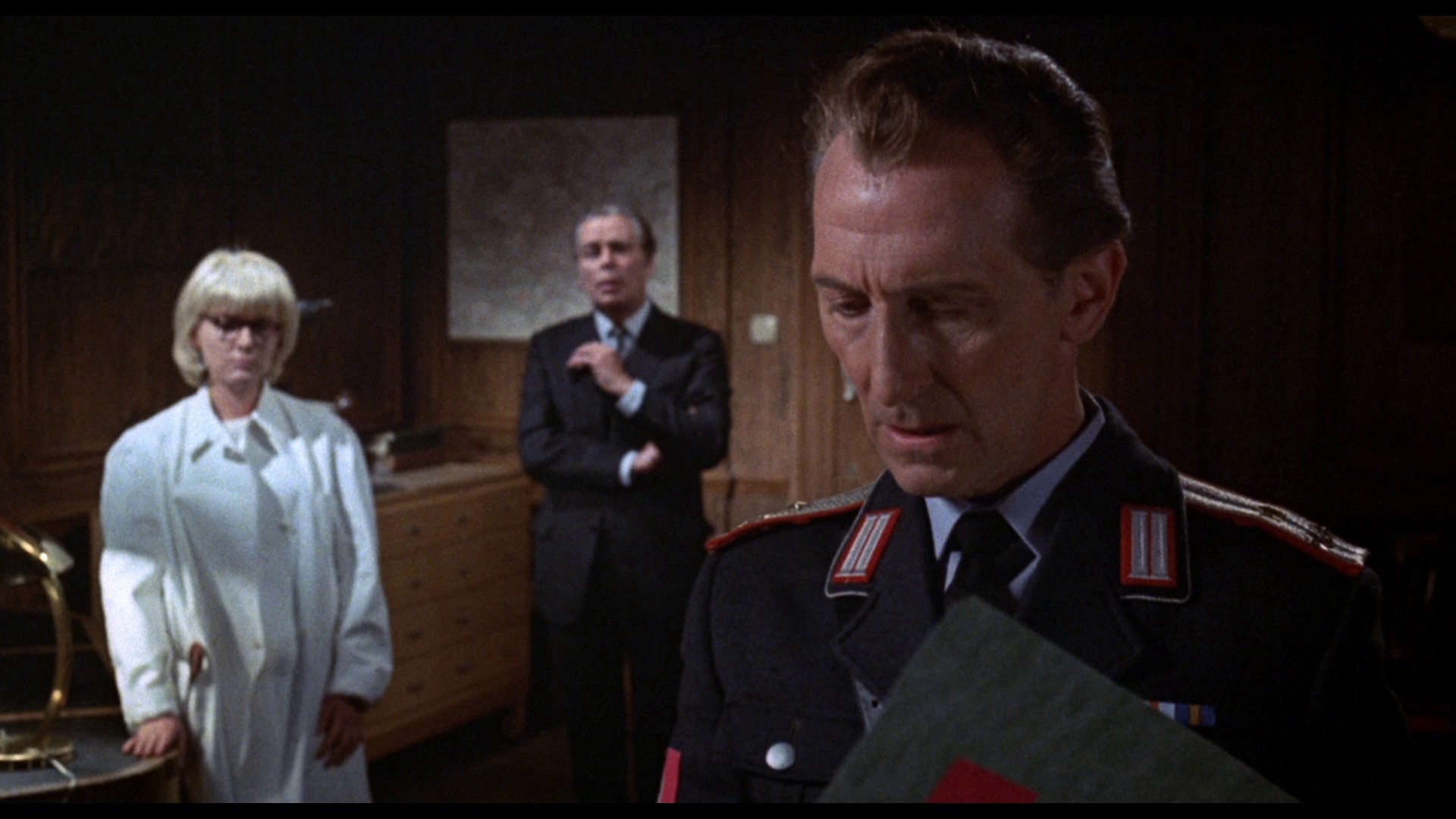 Screen capture from Scream and Scream Again
