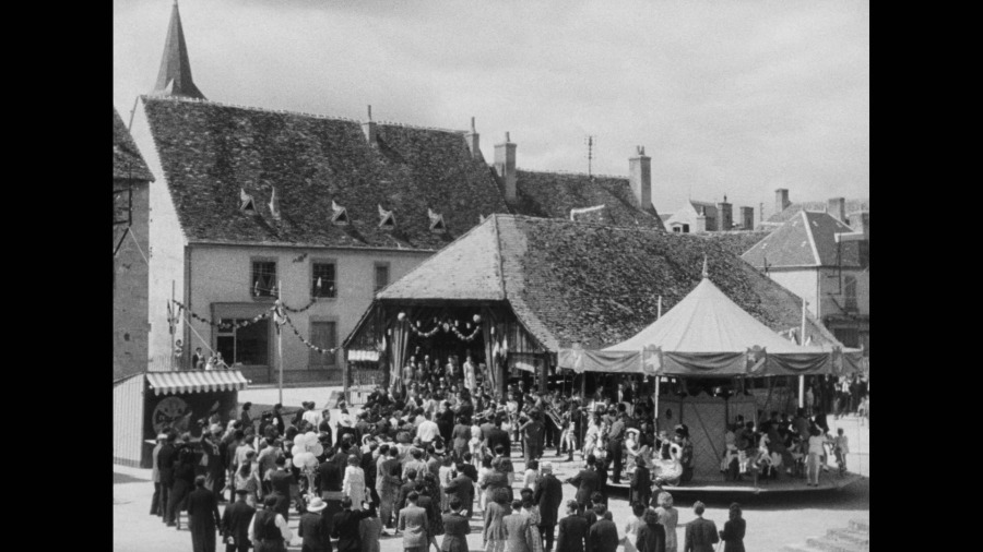 Screen capture from Jour de fête