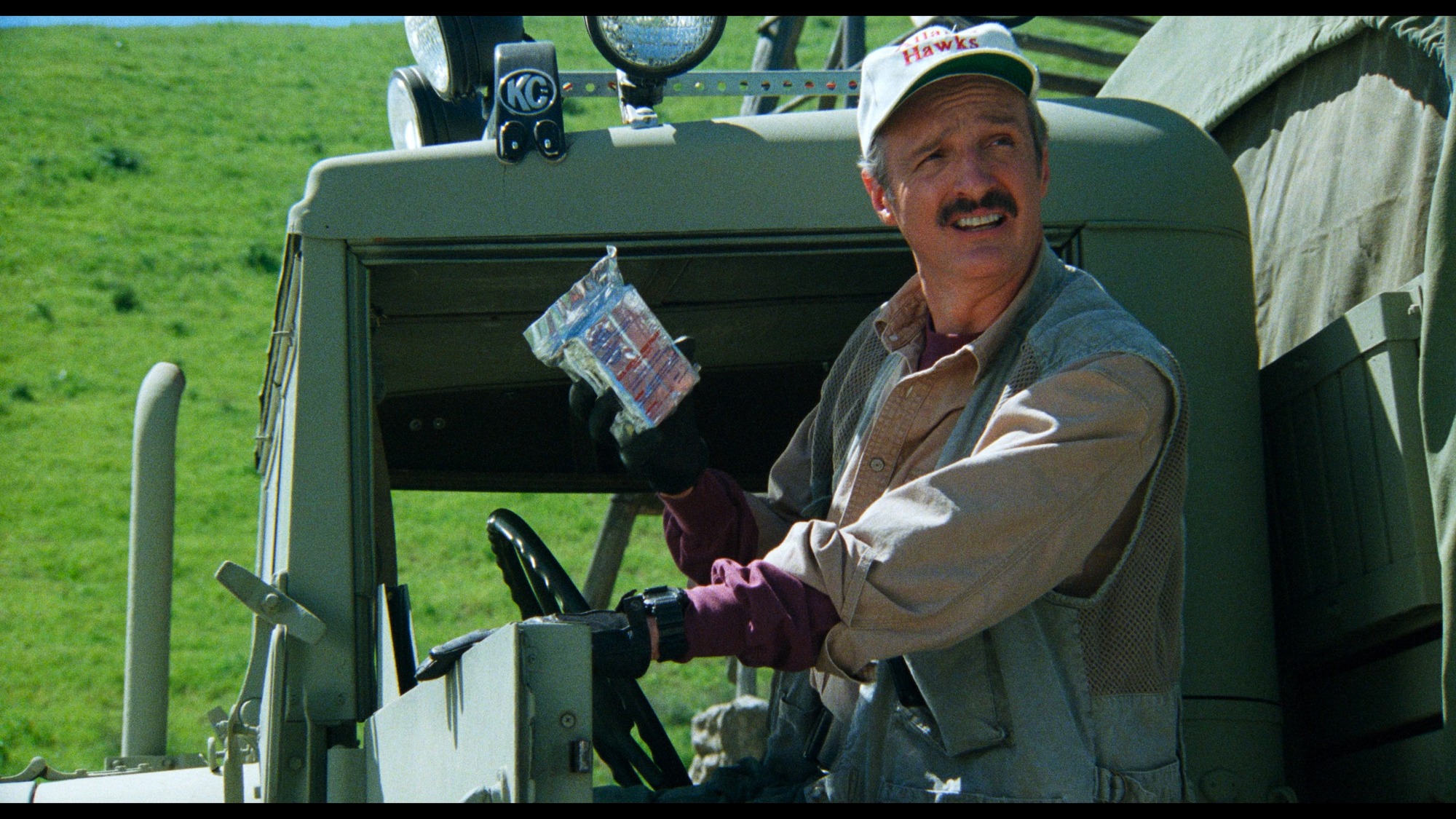 Screen capture from Tremors 2: Aftershocks