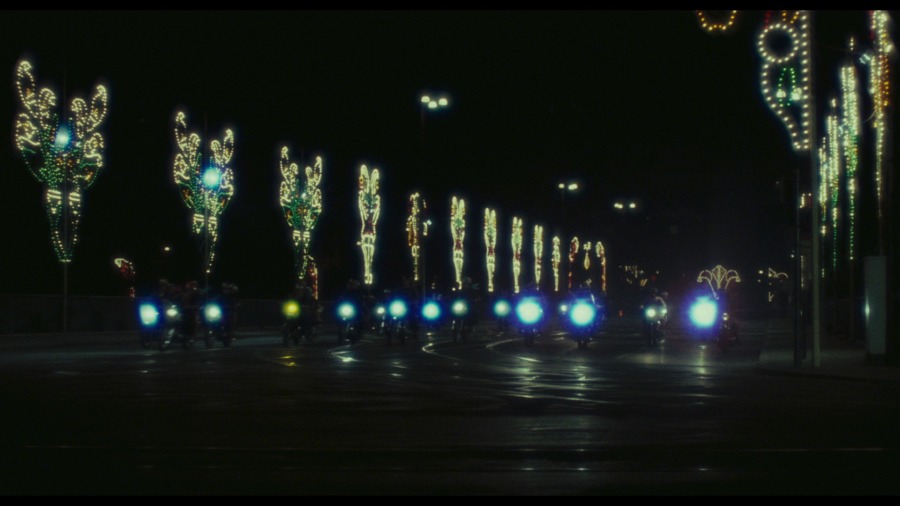 Screen capture from Roma