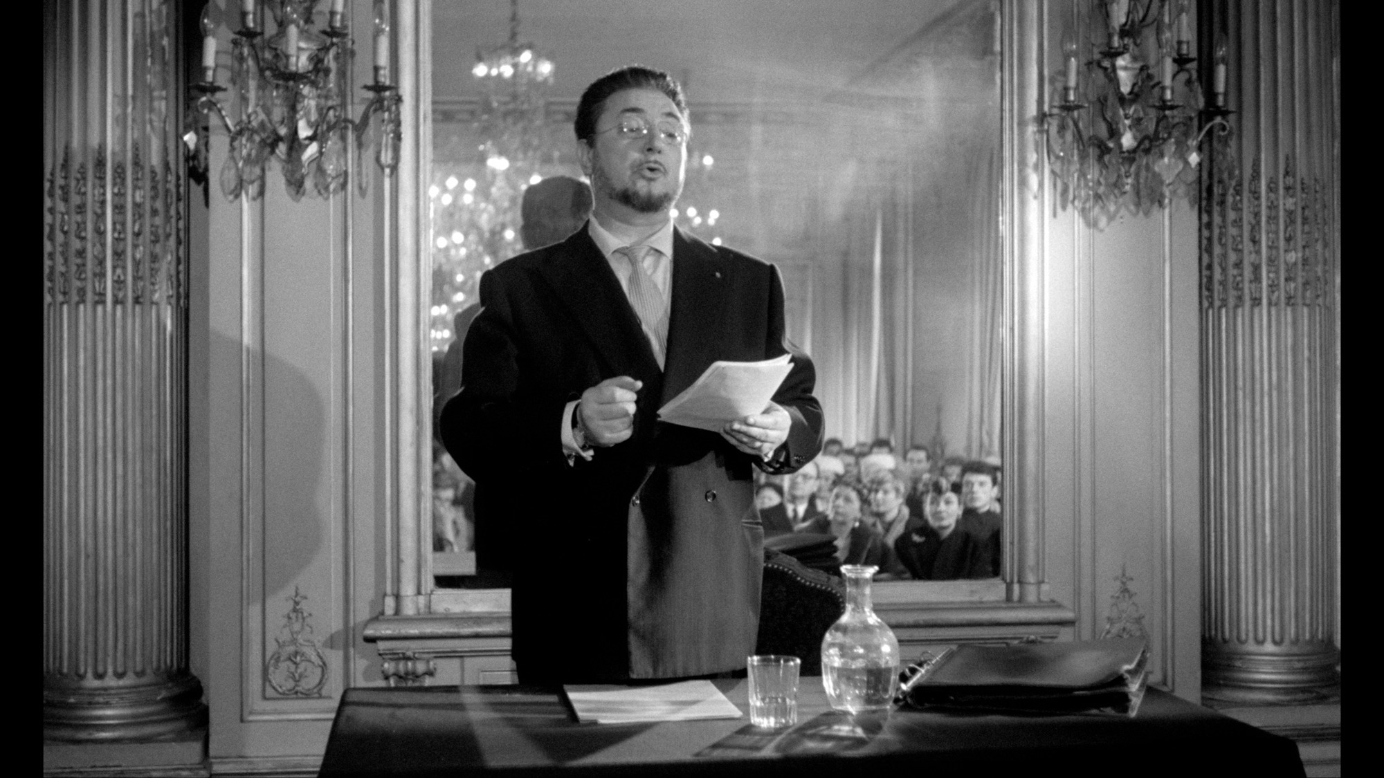 Screen capture from Eyes Without a Face