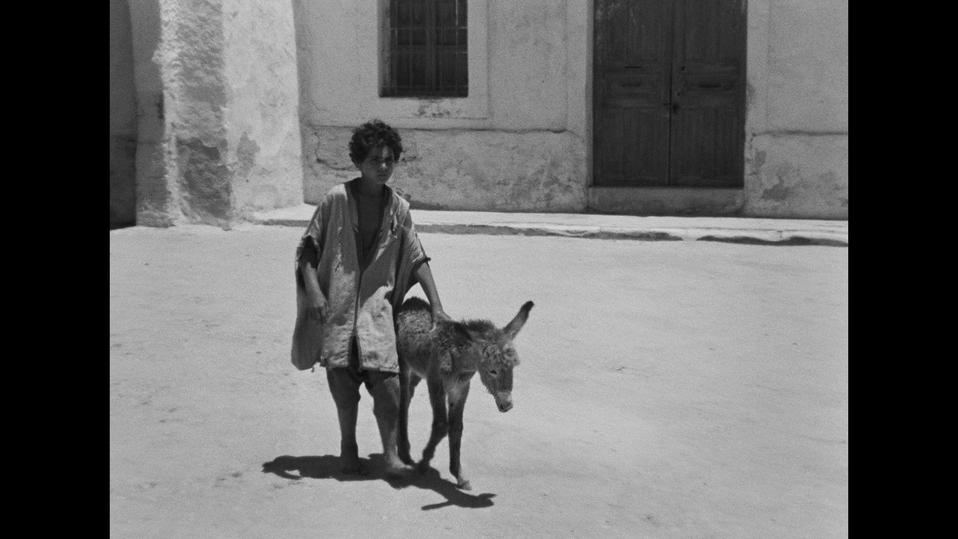 Screen capture from The Red Balloon and Other Stories: Five Films by Albert Lamorisse