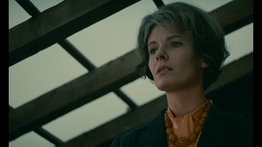 Screen capture from Muriel, or The Time of Return