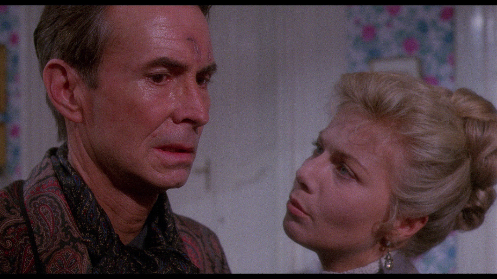Screen capture from Edge of Sanity