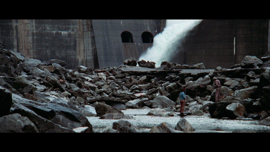 Screen capture from The Parallax View