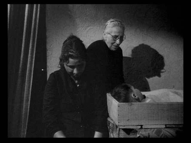 Screen capture from La Pointe Courte