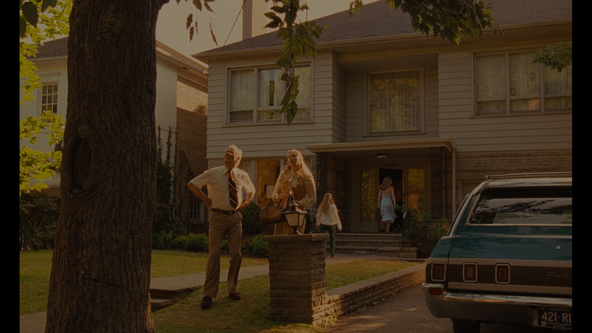Screen capture from The Virgin Suicides