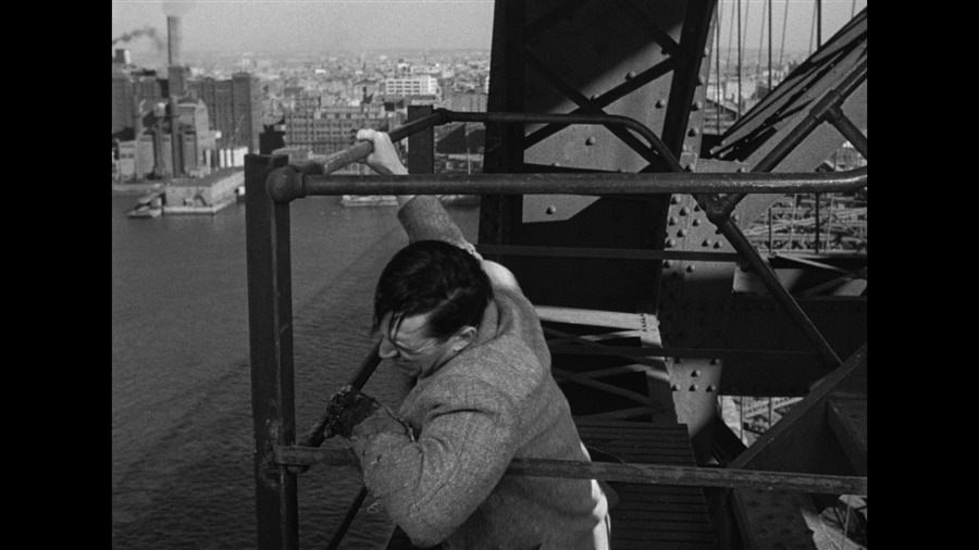 Screen capture from The Naked City