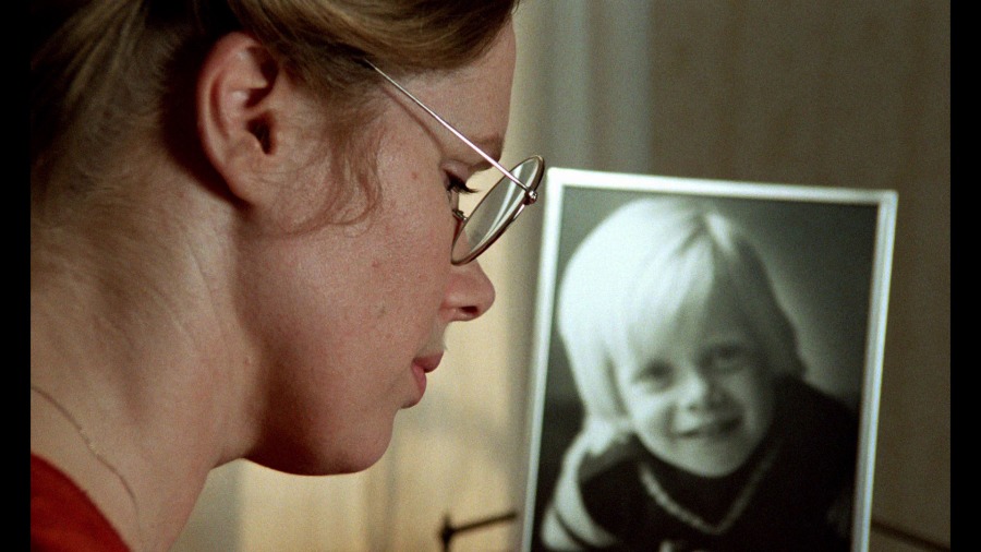 Screen capture from Autumn Sonata