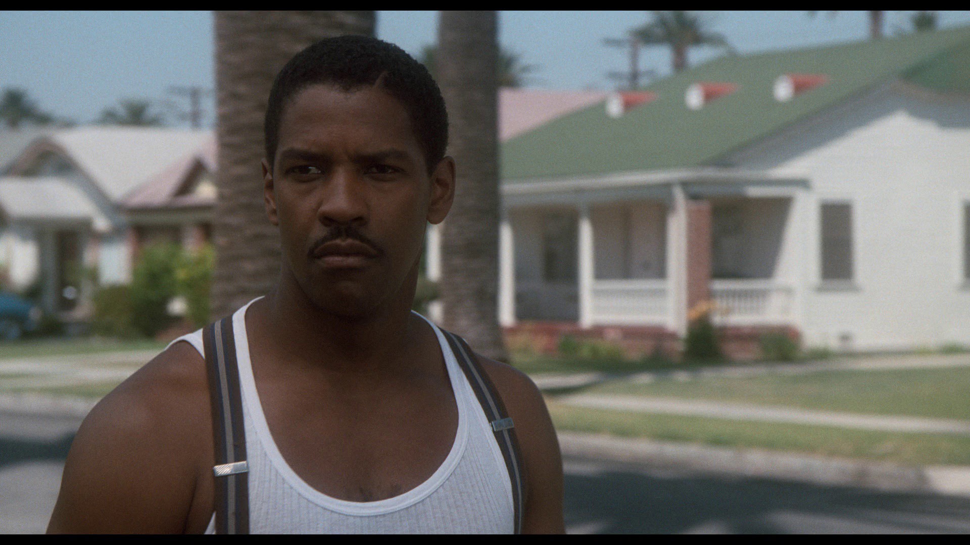 Screen capture from Devil in a Blue Dress